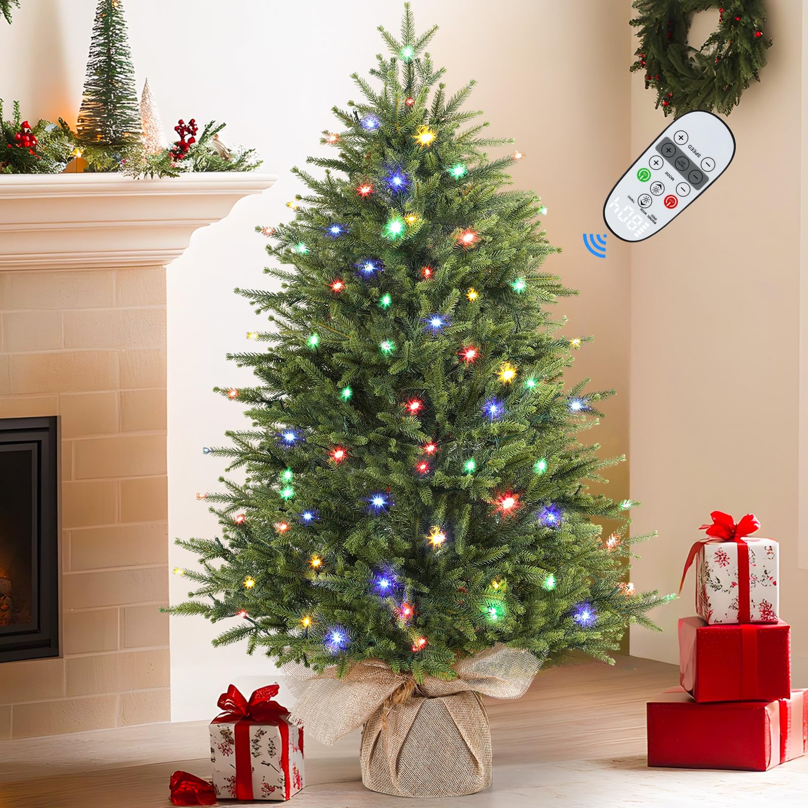 How to decorating a Christmas tree in a small space?